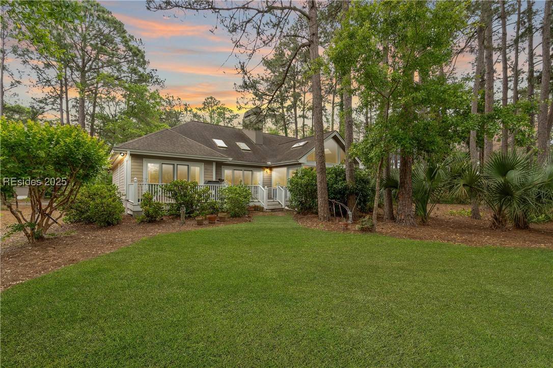 Saint Helena Island, SC 29920,150 Dataw DR