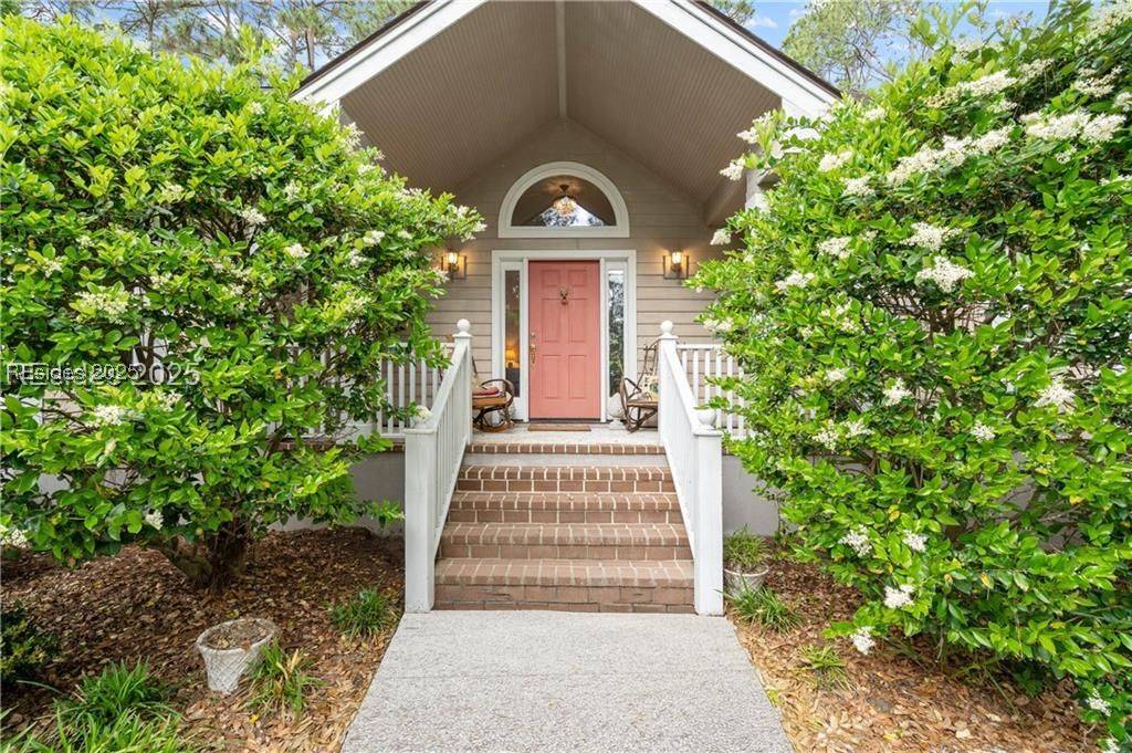 Saint Helena Island, SC 29920,150 Dataw DR