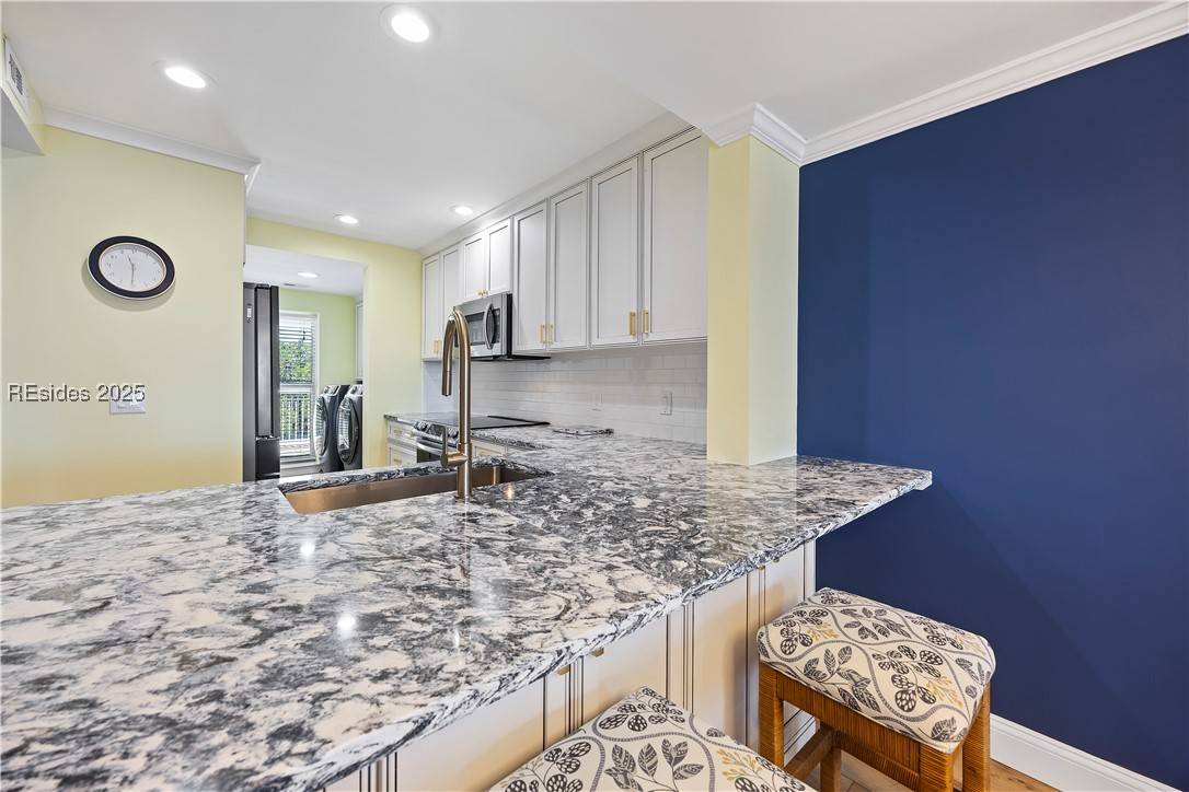 Hilton Head Island, SC 29928,21 Ocean LN #454