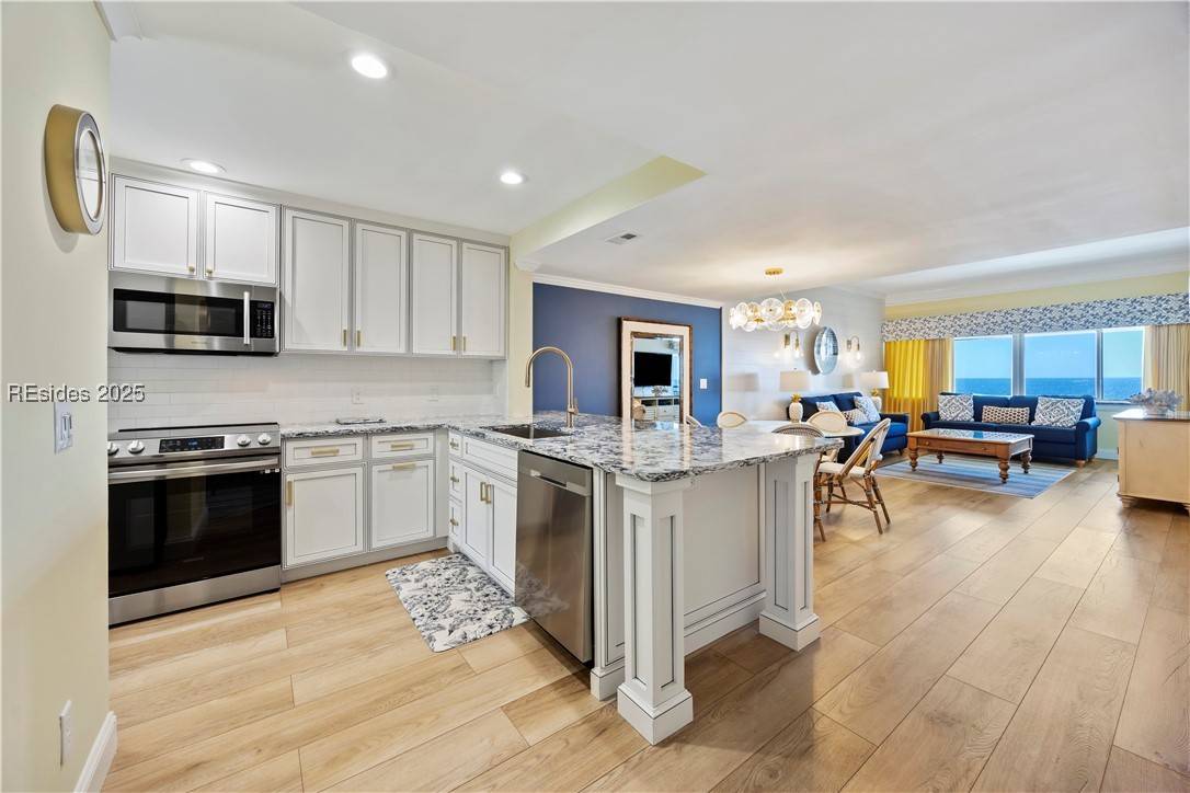 Hilton Head Island, SC 29928,21 Ocean LN #454