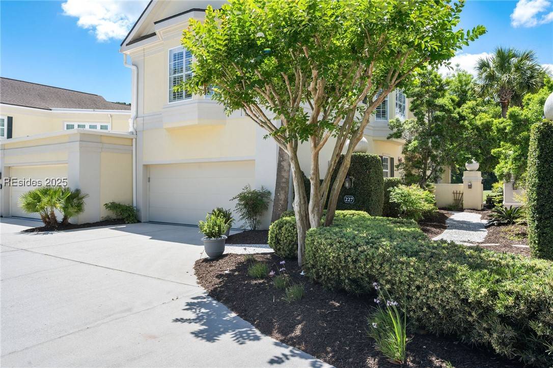 Hilton Head Island, SC 29926,227 Berwick DR #227