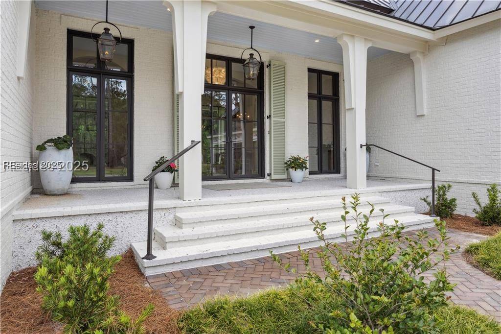 Bluffton, SC 29910,180 Vinson RD
