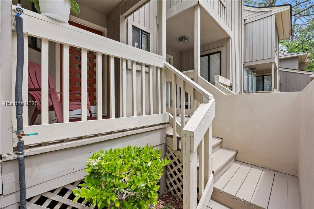 Hilton Head Island, SC 29928,125 Shipyard DR #117