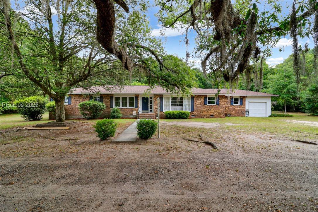 Ridgeland, SC 29936,8855 Grahamville RD