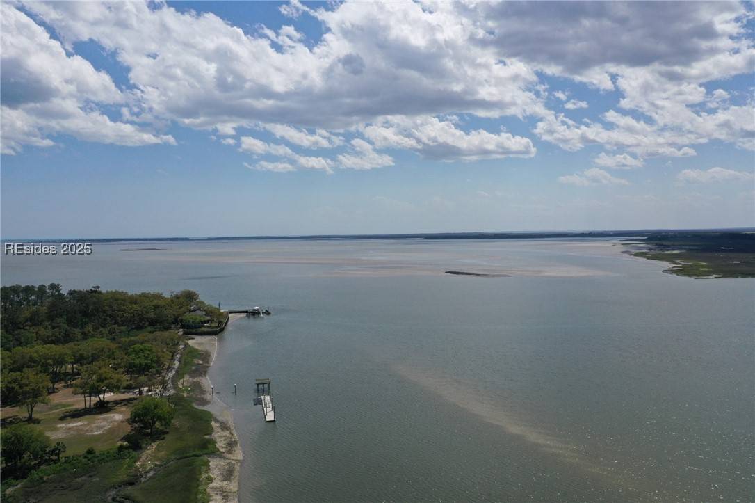 Daufuskie Island, SC 29915,49 River RD