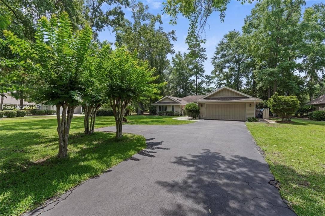 Bluffton, SC 29910,69 White Oaks CIR