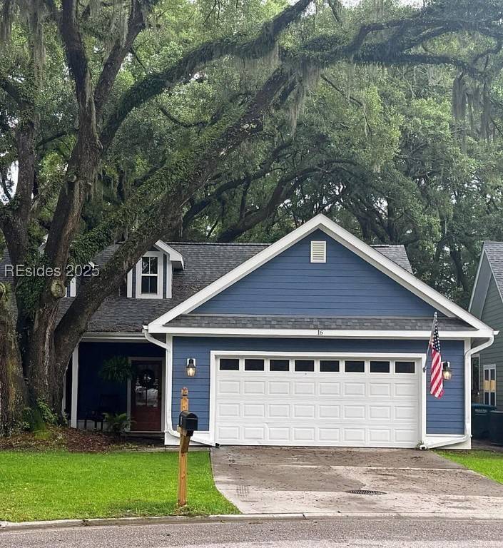 Beaufort, SC 29906,16 Carolina Village CIR