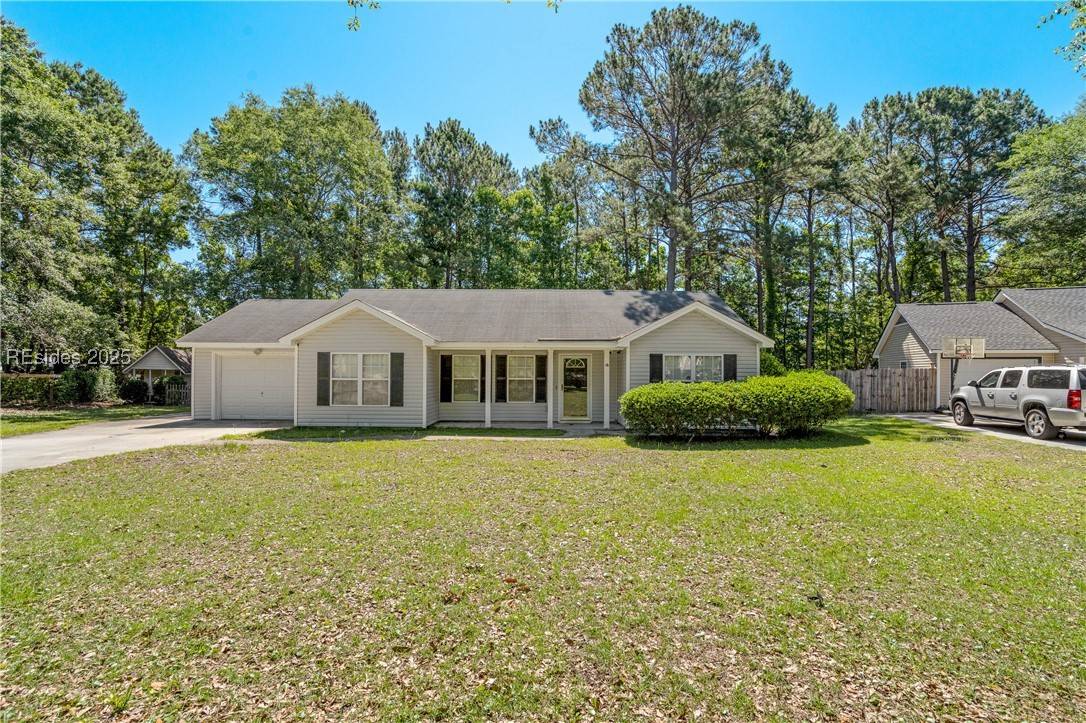 Beaufort, SC 29907,16 Star Magnolia CT