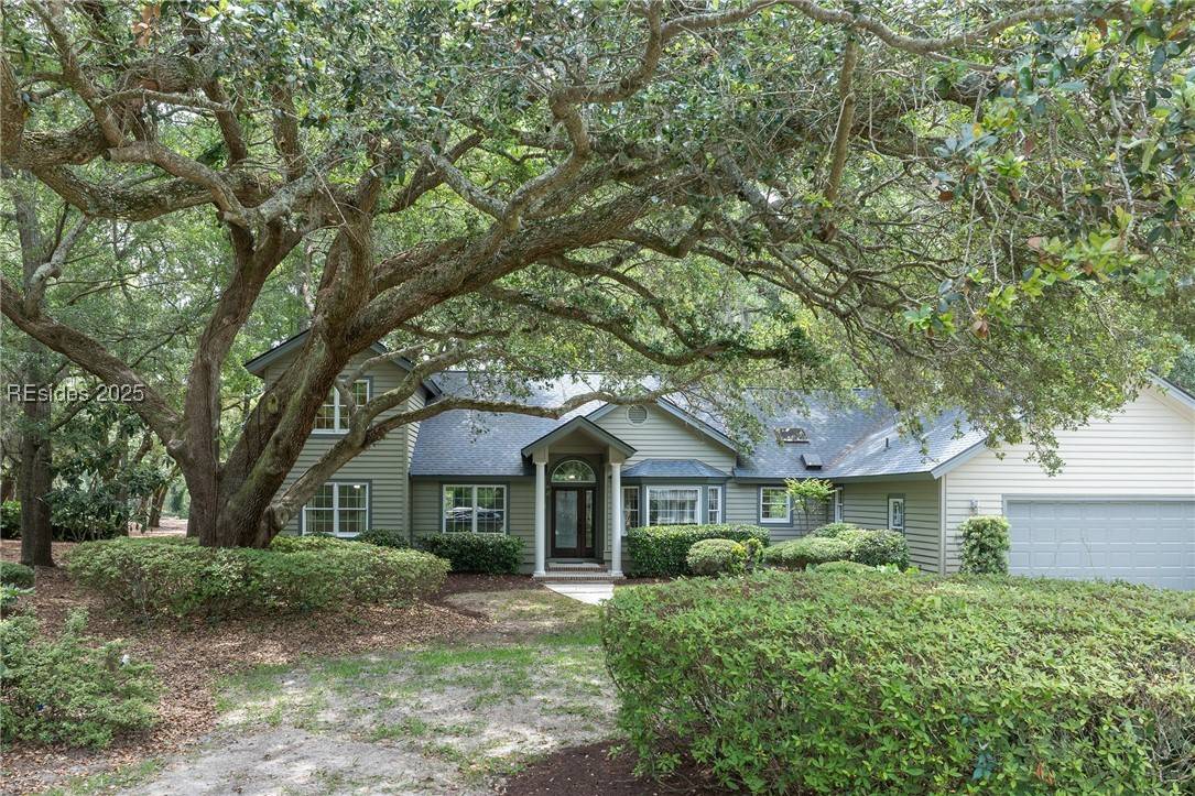 Hilton Head Island, SC 29928,17 Dahlgren LN
