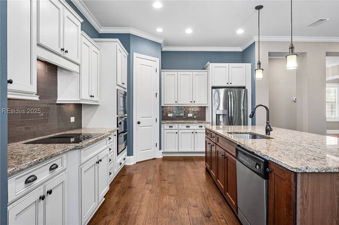 Bluffton, SC 29910,3 Lakewood CT