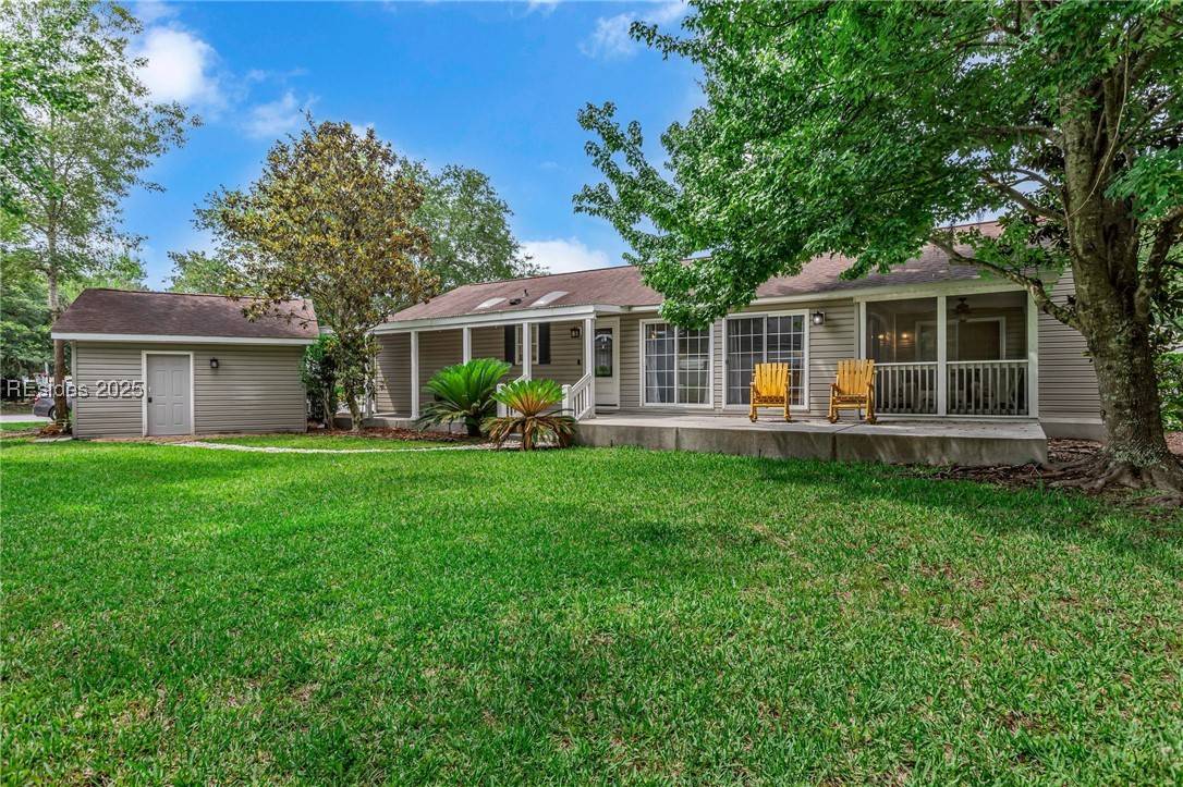 Bluffton, SC 29910,44 Sawmill Forest DR