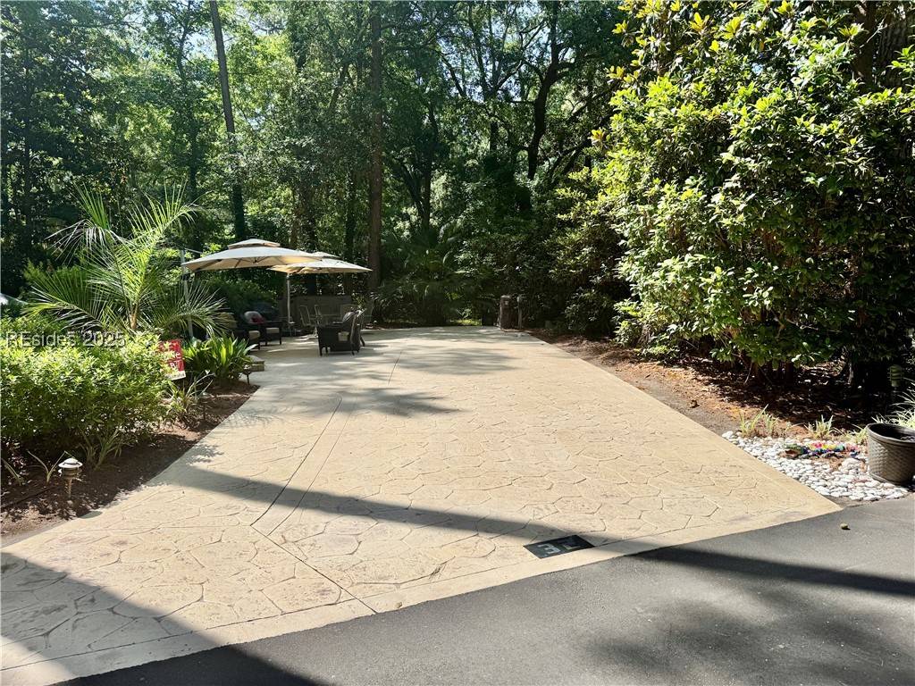 Hilton Head Island, SC 29928,133 Arrow Rd #32