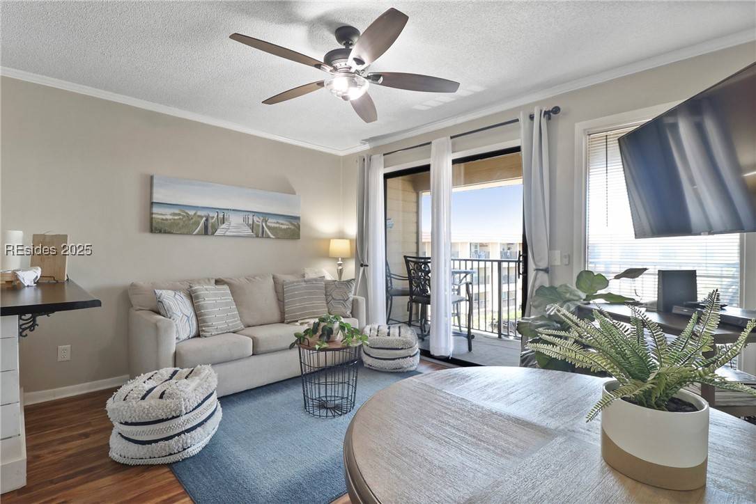 Hilton Head Island, SC 29928,40 Folly Field RD #A302