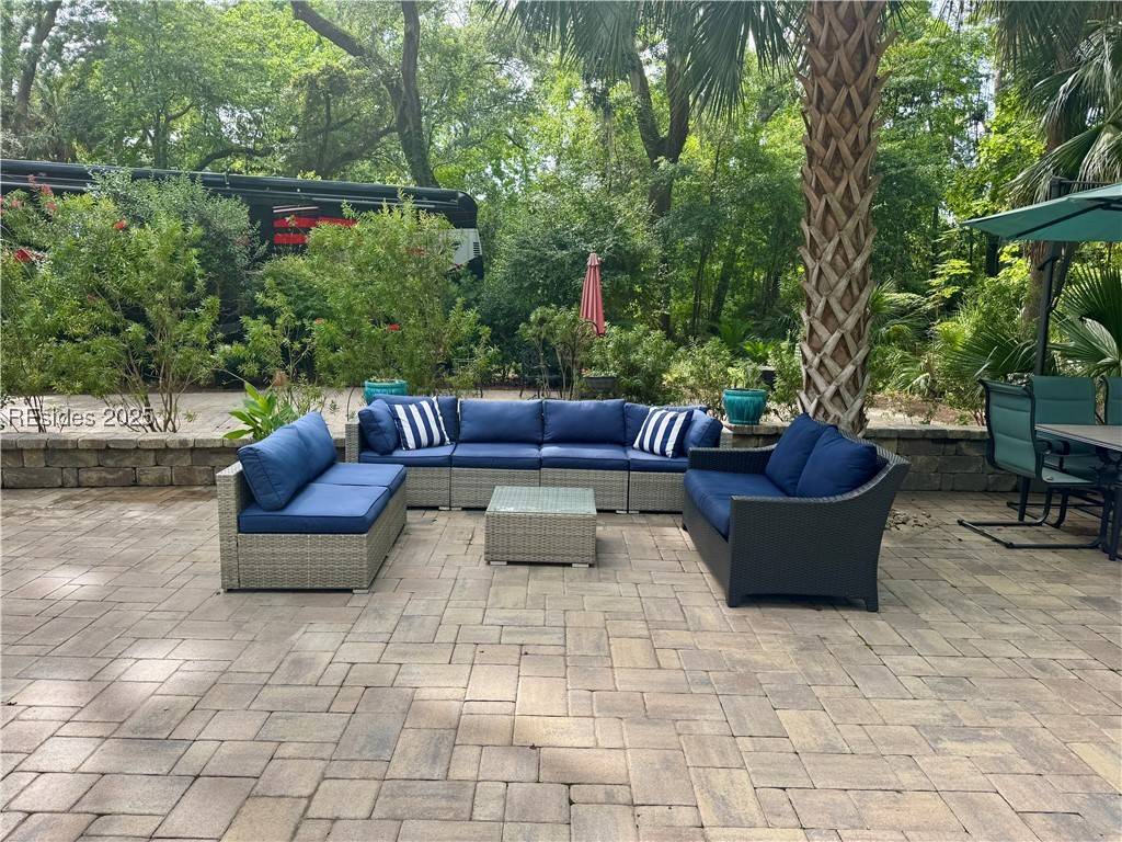 Hilton Head Island, SC 29928,133 Arrow Rd #123
