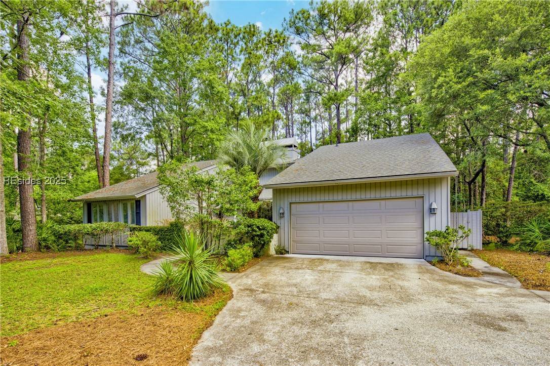 Hilton Head Island, SC 29926,26 Brown Thrasher RD