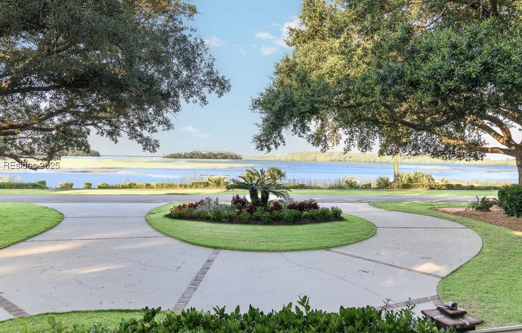 Hilton Head Island, SC 29926,316 Moss Creek DR