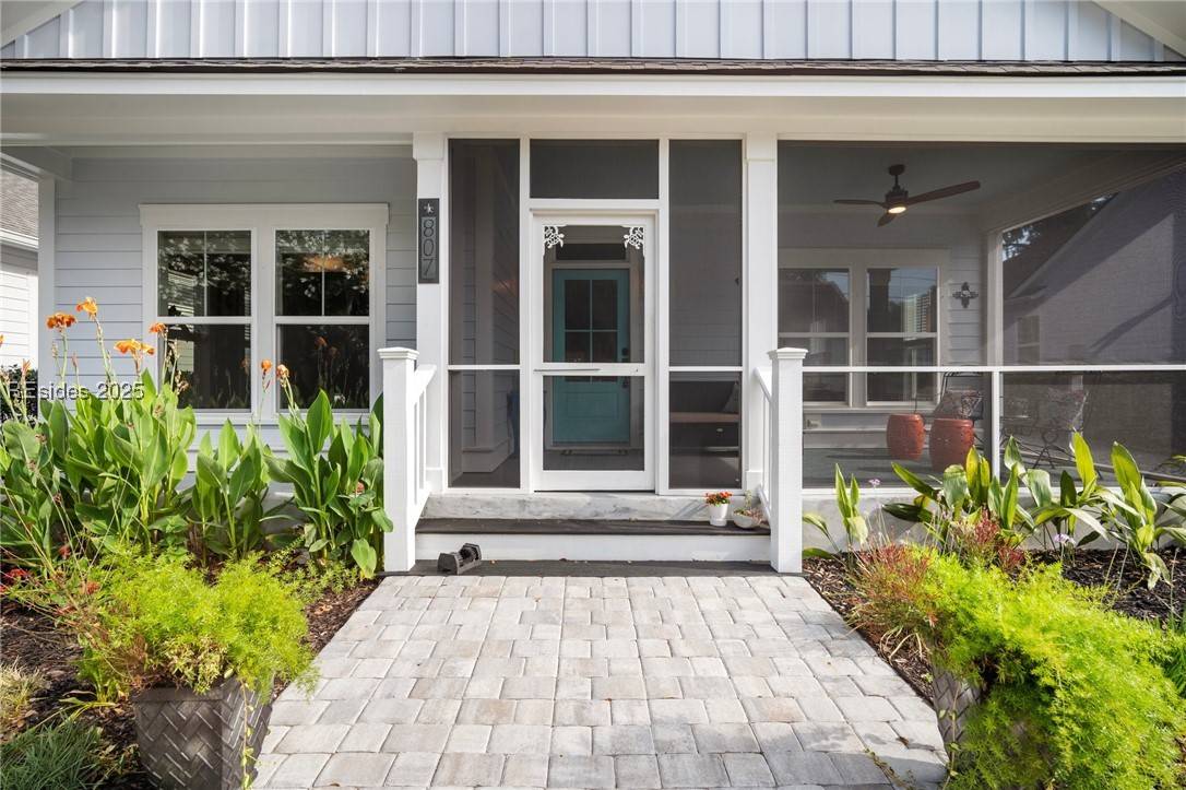 Port Royal, SC 29935,807 12th ST