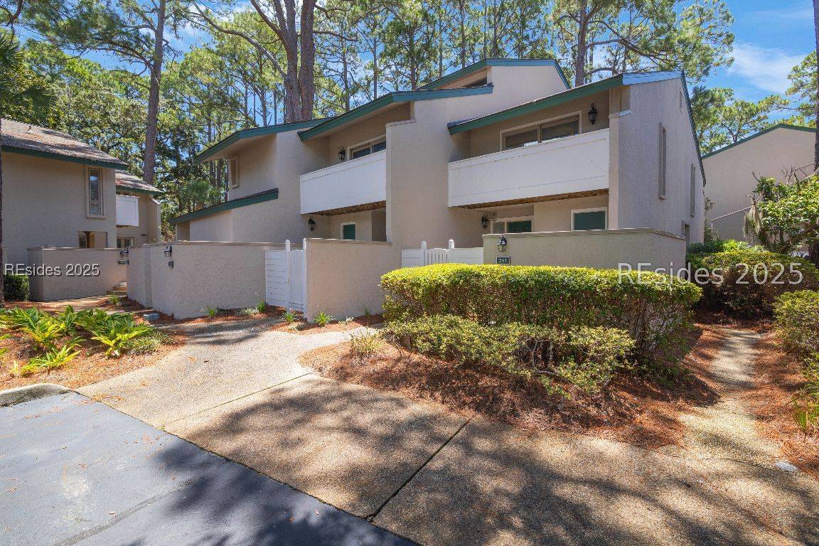 Hilton Head Island, SC 29928,1 Stoney Creek RD #251