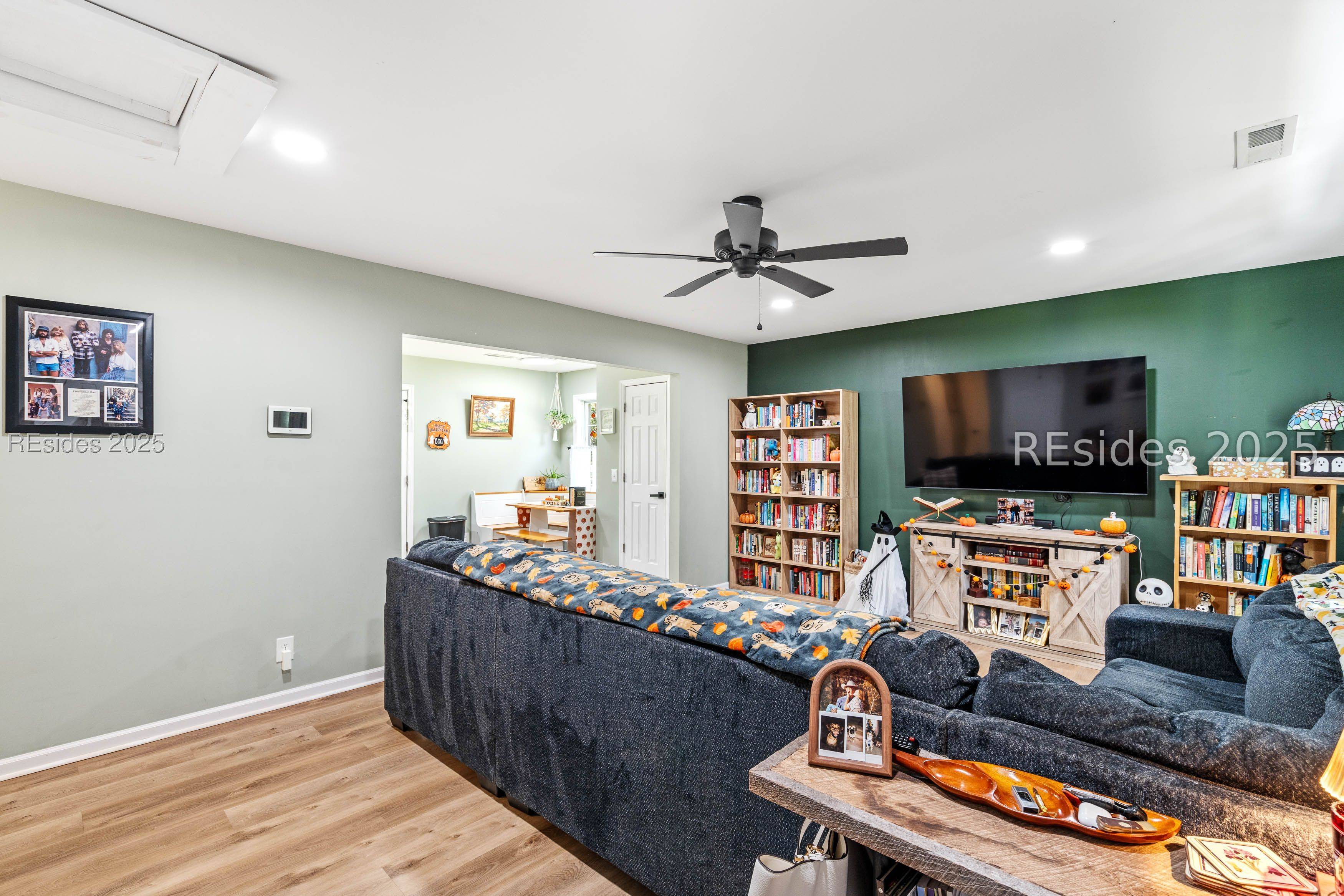 Seabrook, SC 29940,197 Johnson RD