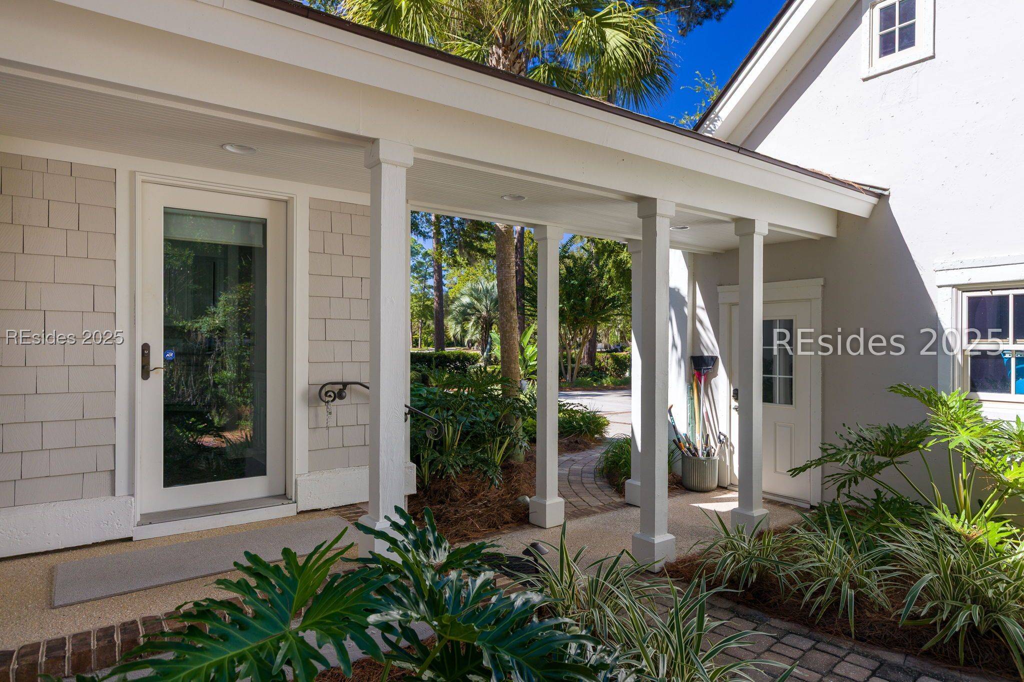 Hilton Head Island, SC 29926,664 Colonial DR