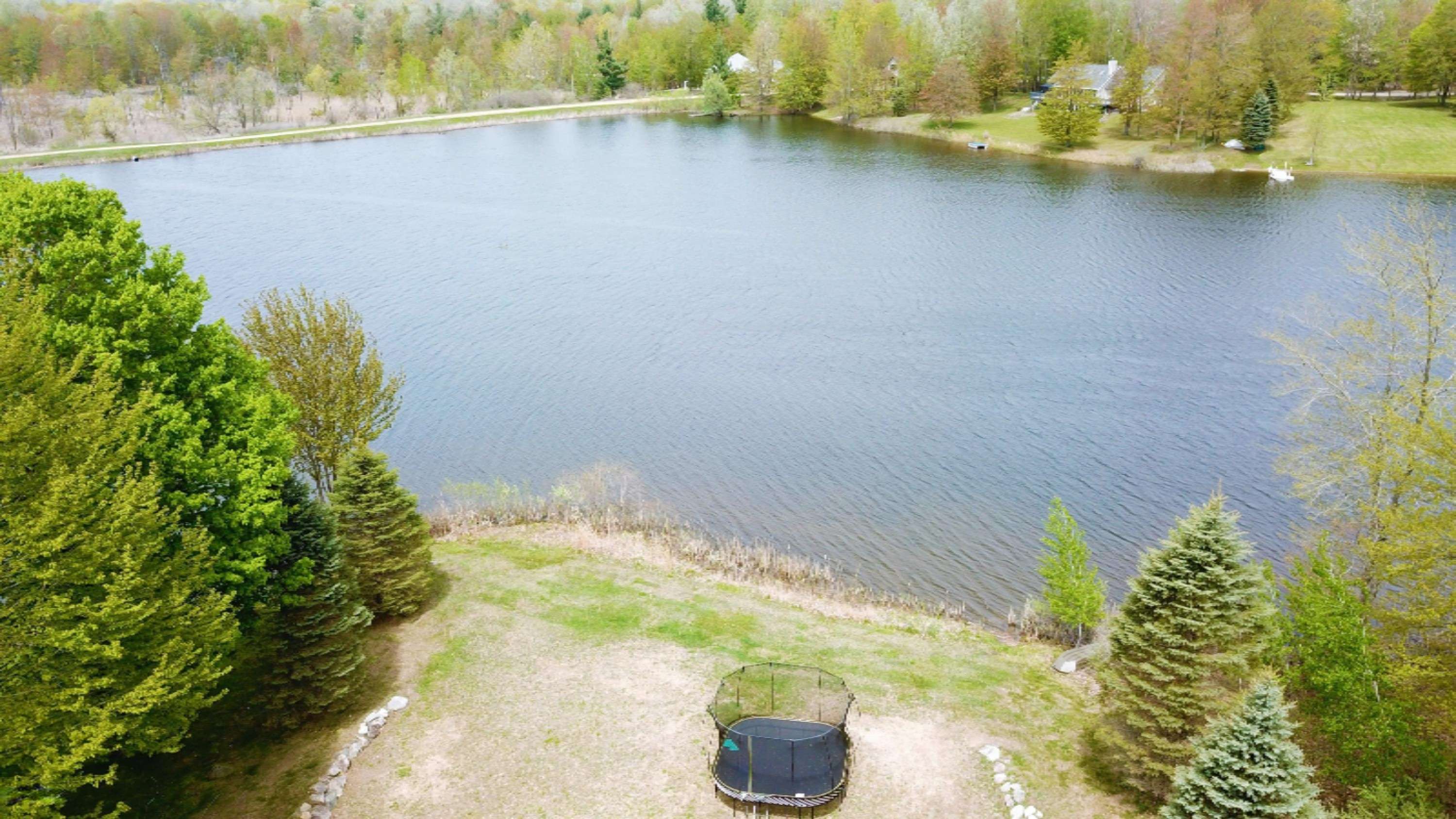 Canadian Lakes, MI 49346,9832 Fawn Lake Drive