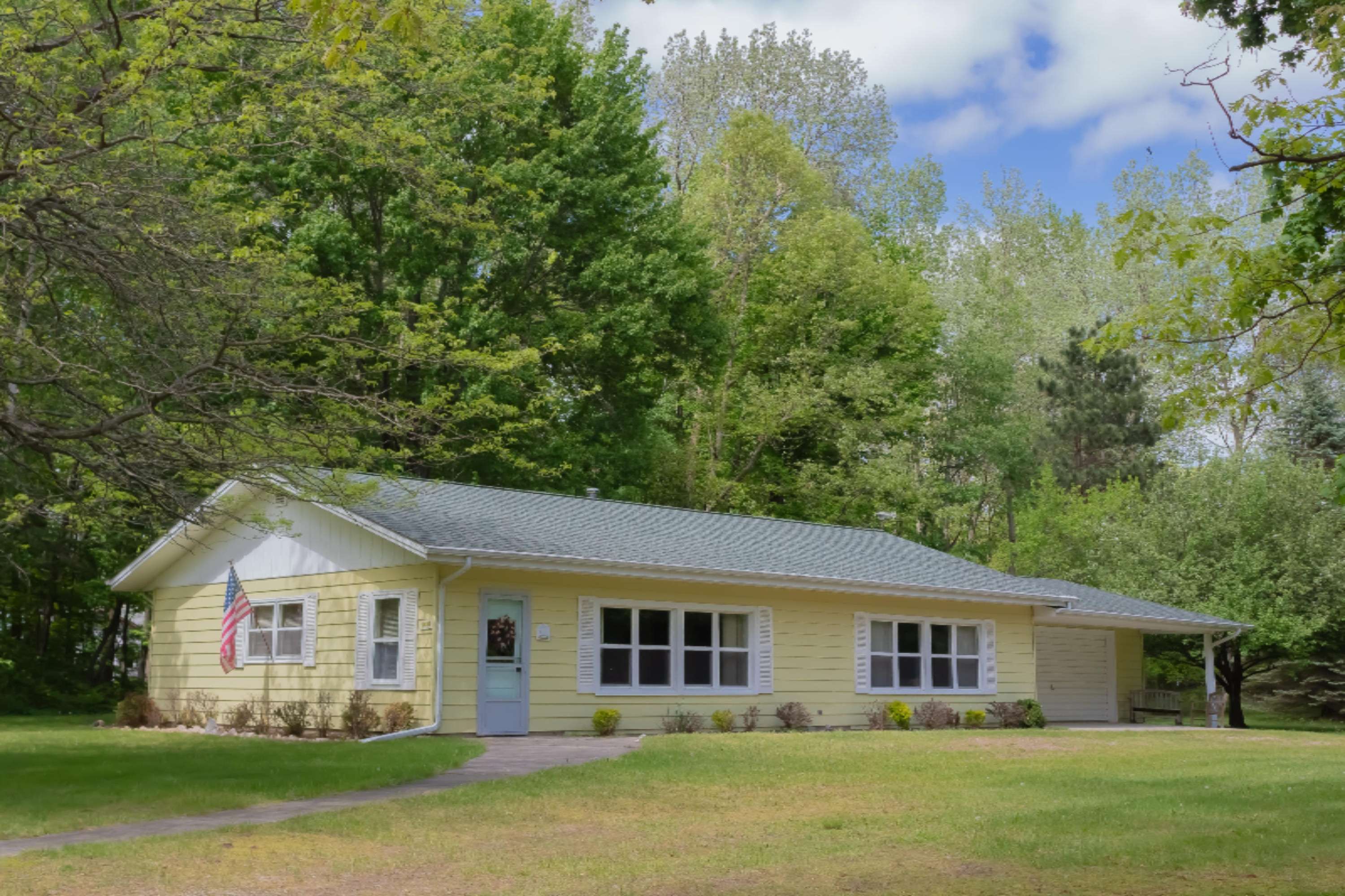 Canadian Lakes, MI 49346,7688 Bay Meadow