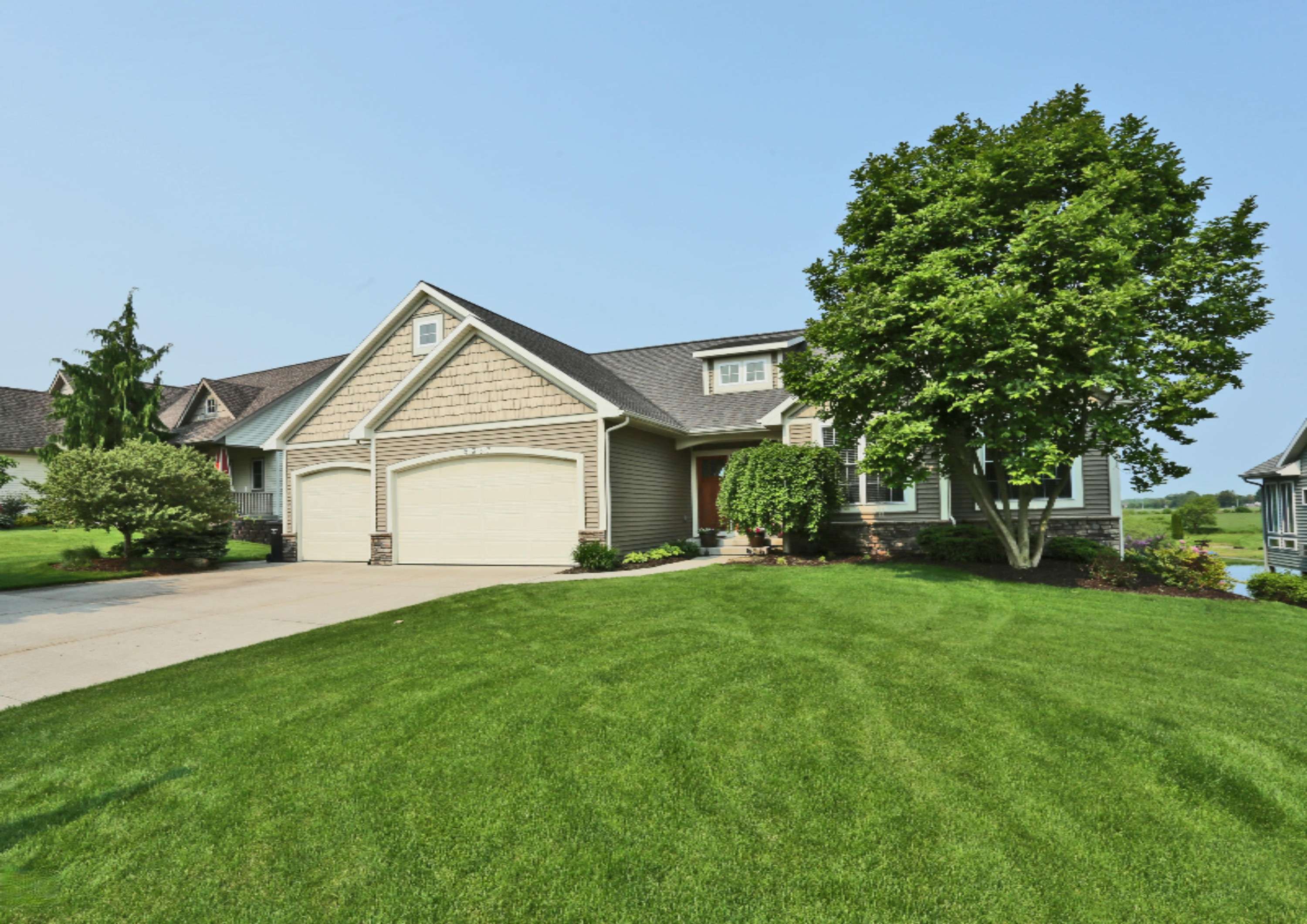 Hudsonville, MI 49426,5387 Stevendale Drive