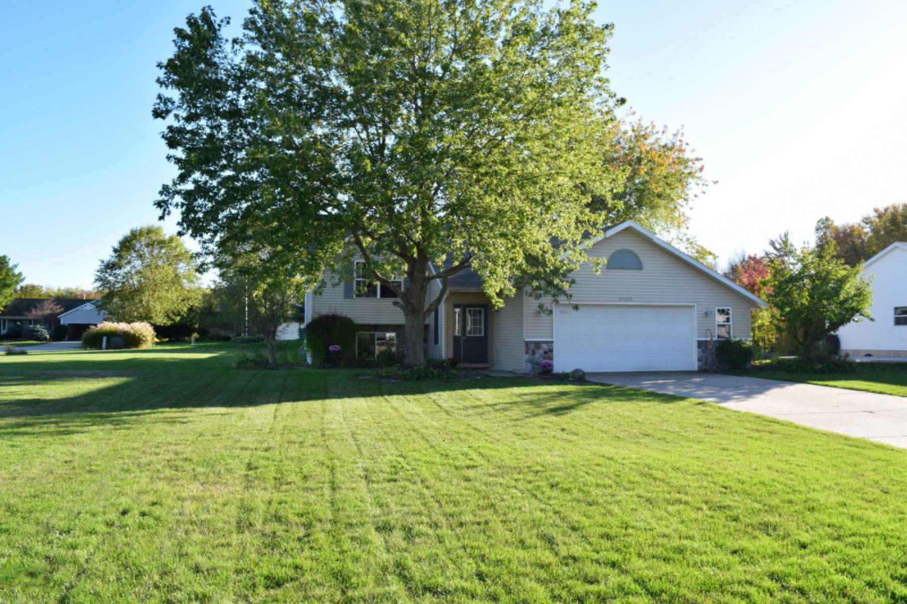 Hudsonville, MI 49426,4162 Widgeon Lane