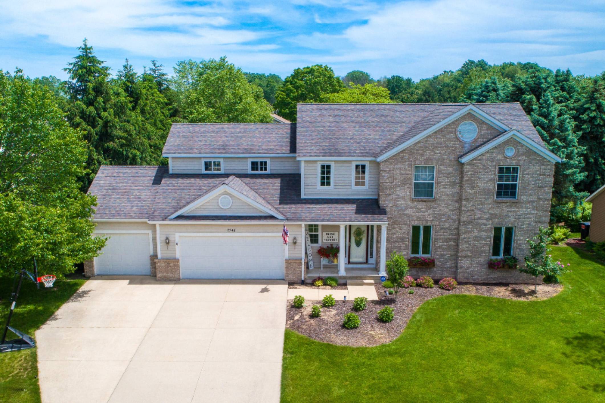 Hudsonville, MI 49426,7746 Hidden Lake Drive