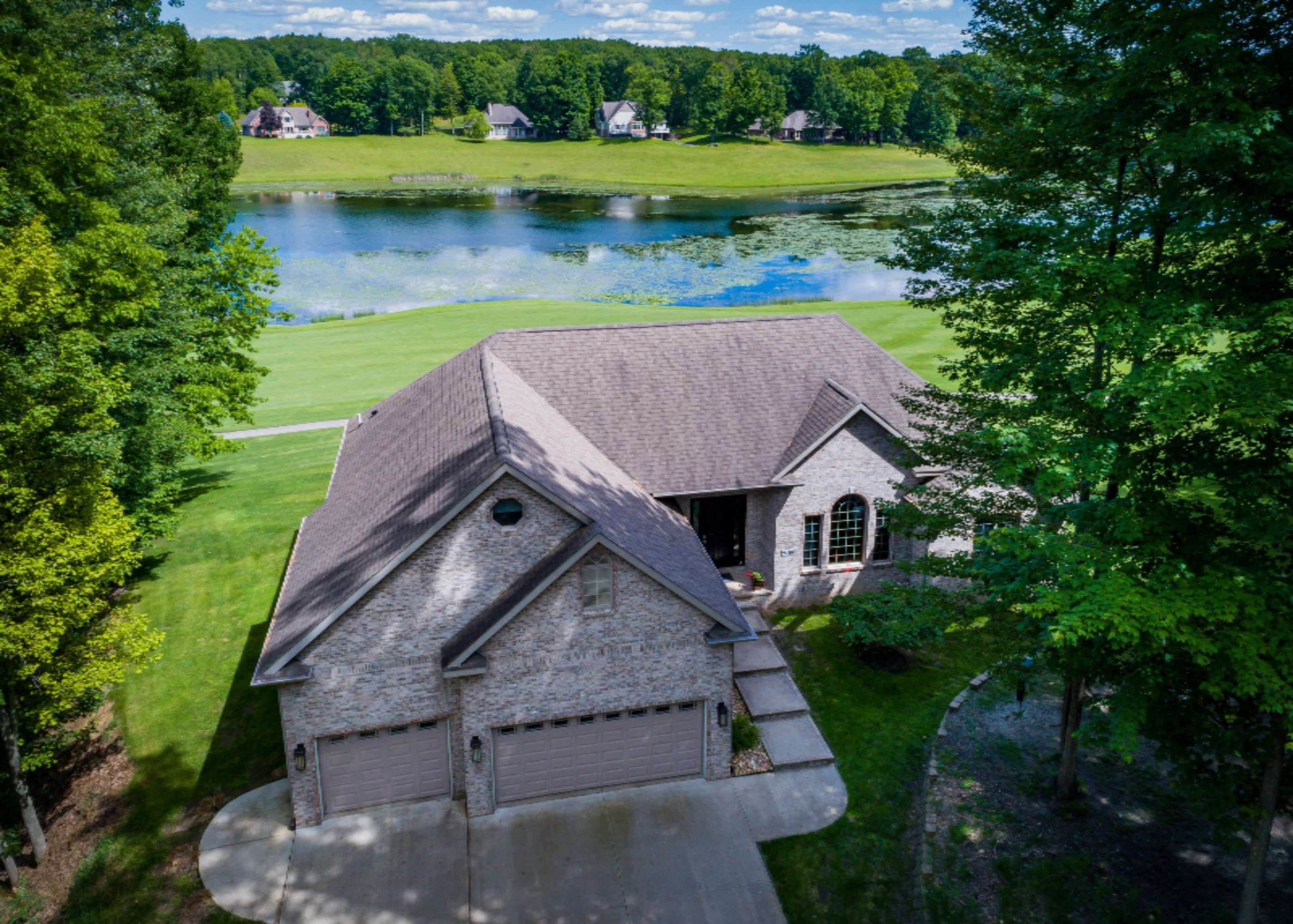 Canadian Lakes, MI 49346,9410 Stonebridge Drive