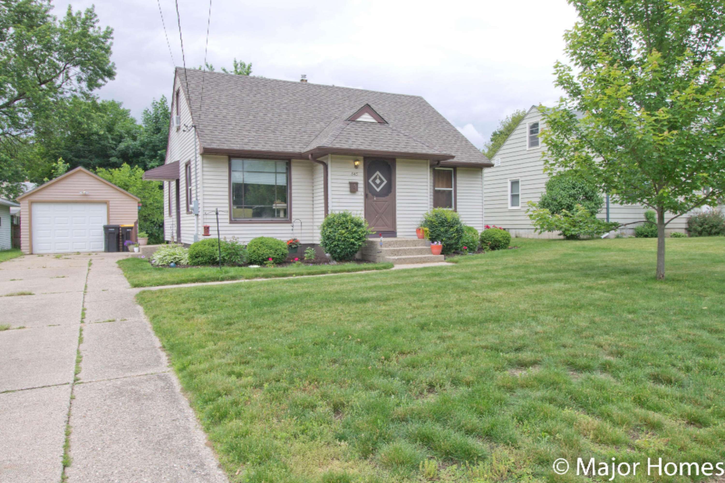 Wyoming, MI 49509,843 Ariebill SW Street