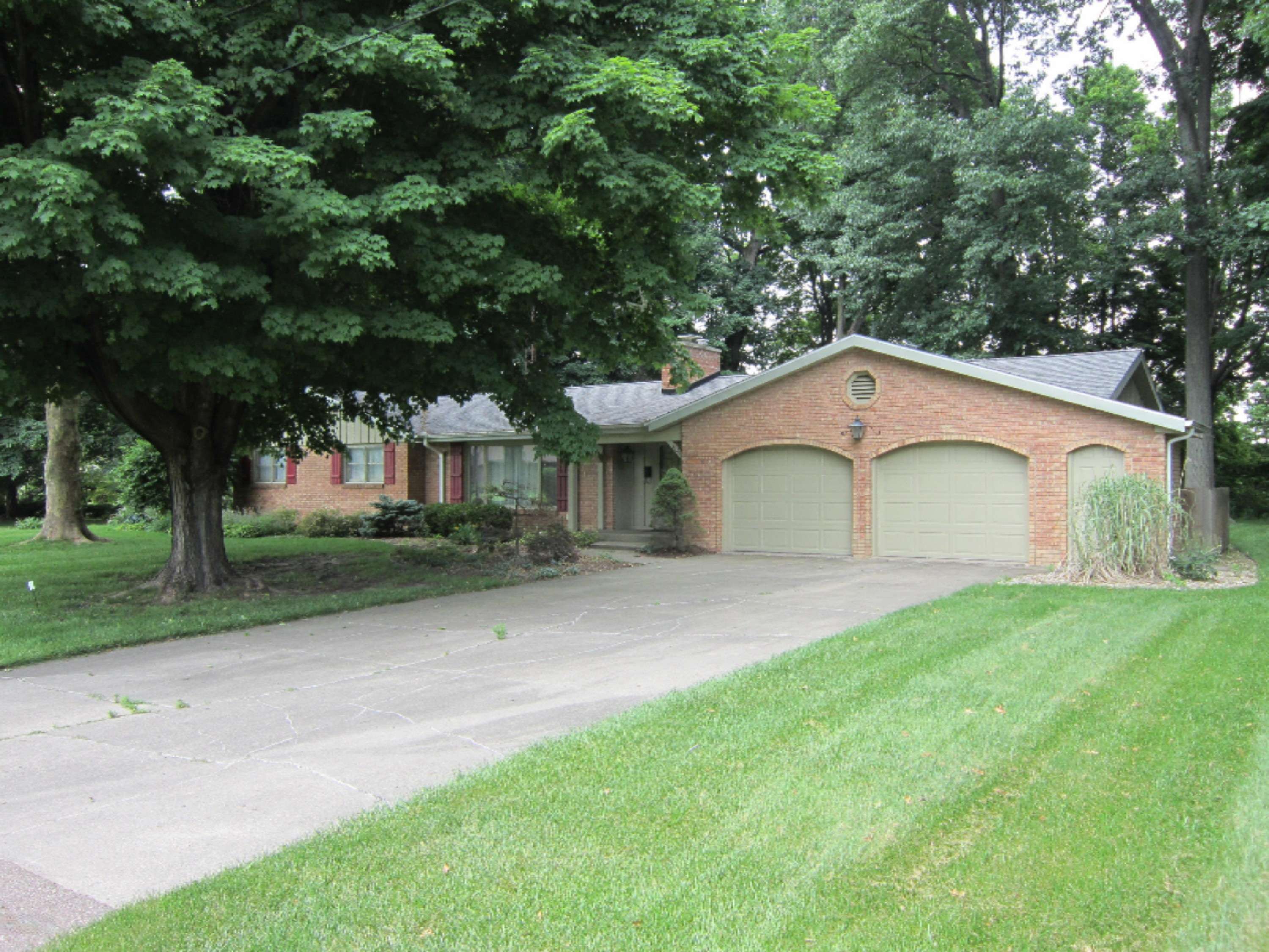 Buchanan, MI 49107,4741 Tulip Tree Lane