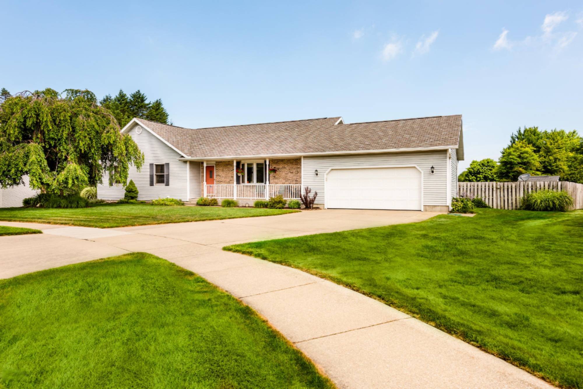 St. Joseph, MI 49085,1483 Country Knoll Place