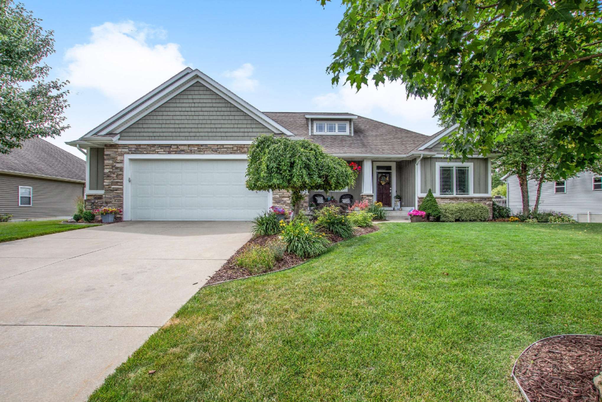 Hudsonville, MI 49426,4380 Oak Meadow Drive