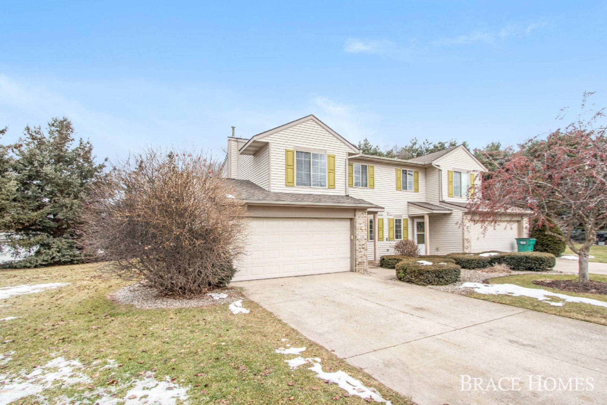 Wayland, MI 49348,558 Lawrence Avenue #15
