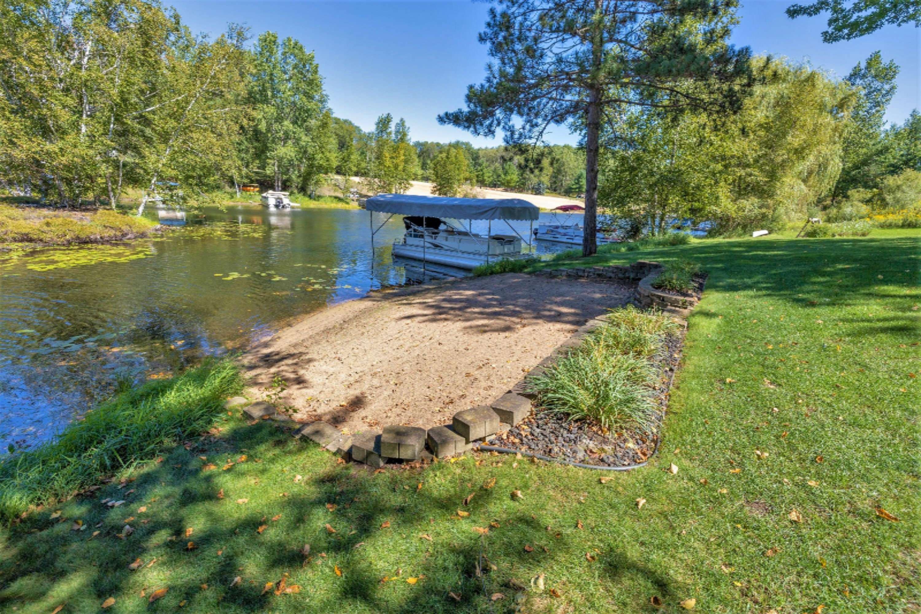 Canadian Lakes, MI 49346,10890 Boxwood Drive