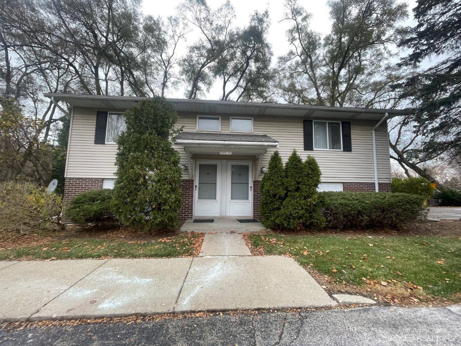 Ann Arbor, MI 48103,1540 Siller Terrace