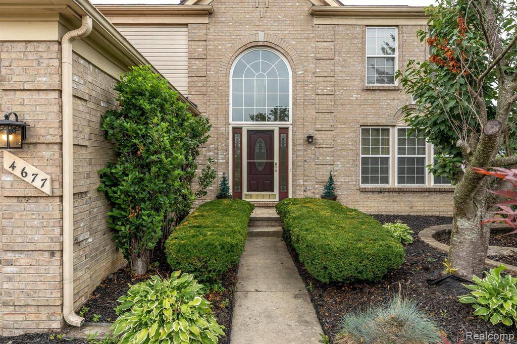 Canton, MI 48188,4677 CLOVER Road