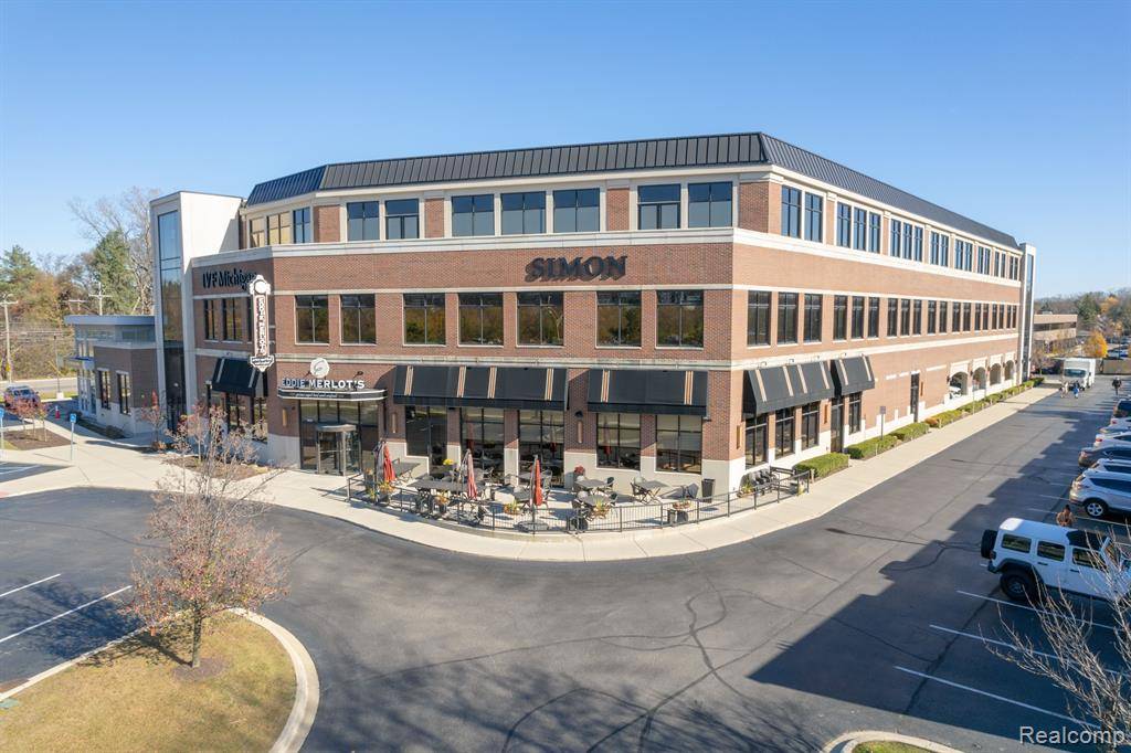 Bloomfield Hills, MI 48304,37000 WOODWARD Avenue