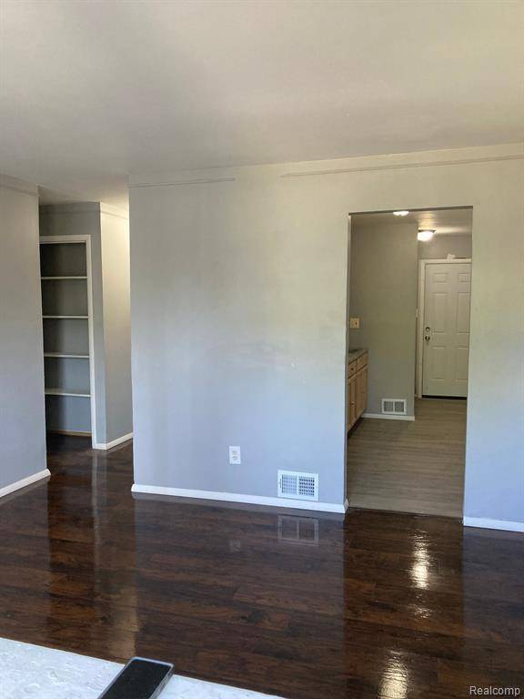 Detroit, MI 48223,14016 LAMPHERE Street