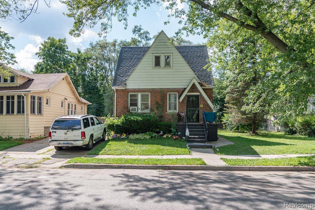 Detroit, MI 48219,17331 HEYDEN Street