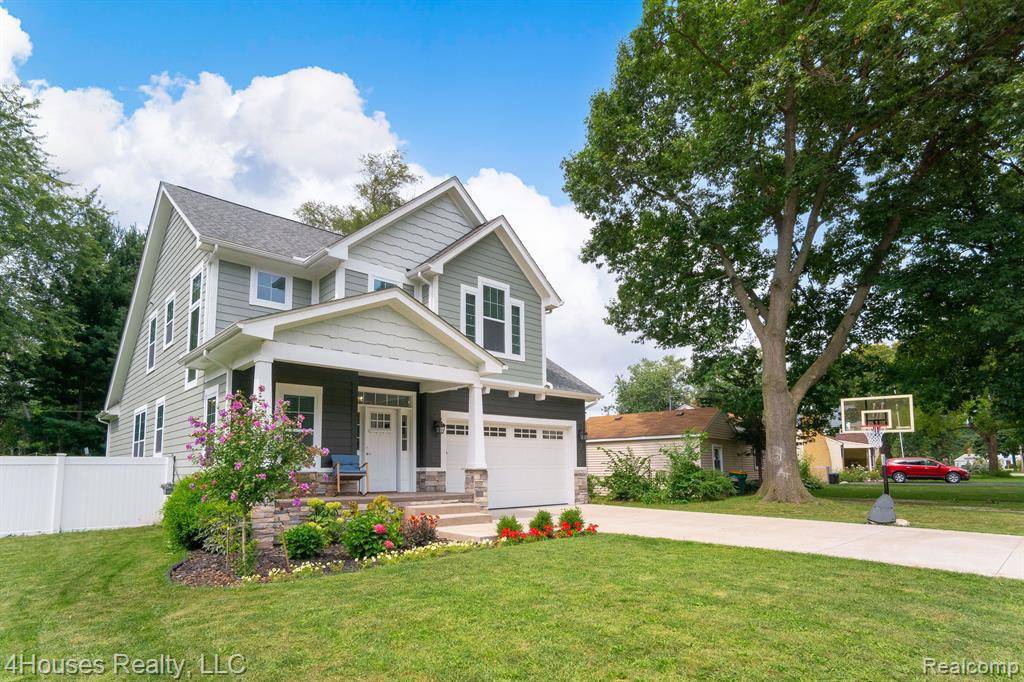 Farmington Hills, MI 48335,33558 RHONSWOOD Street