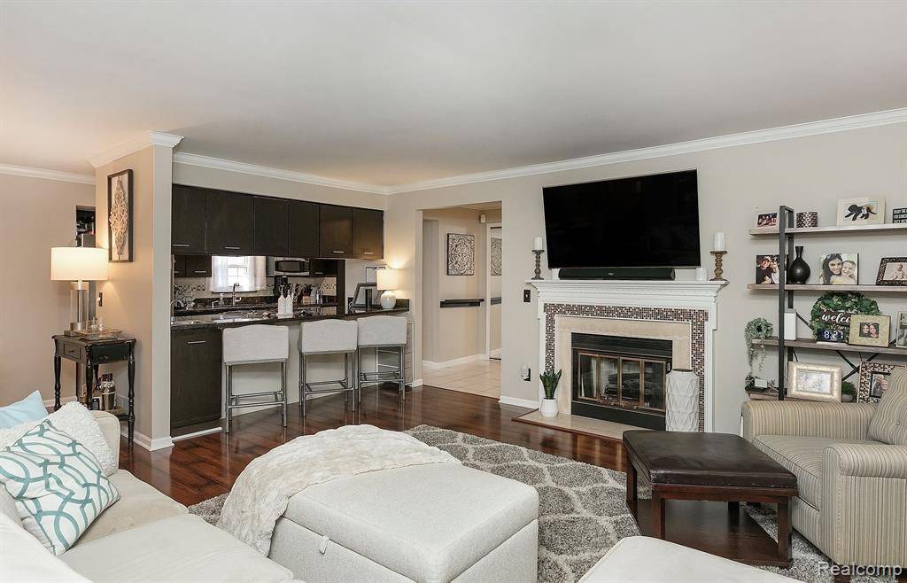 Rochester Hills, MI 48309,1665 HUNTINGTON Park