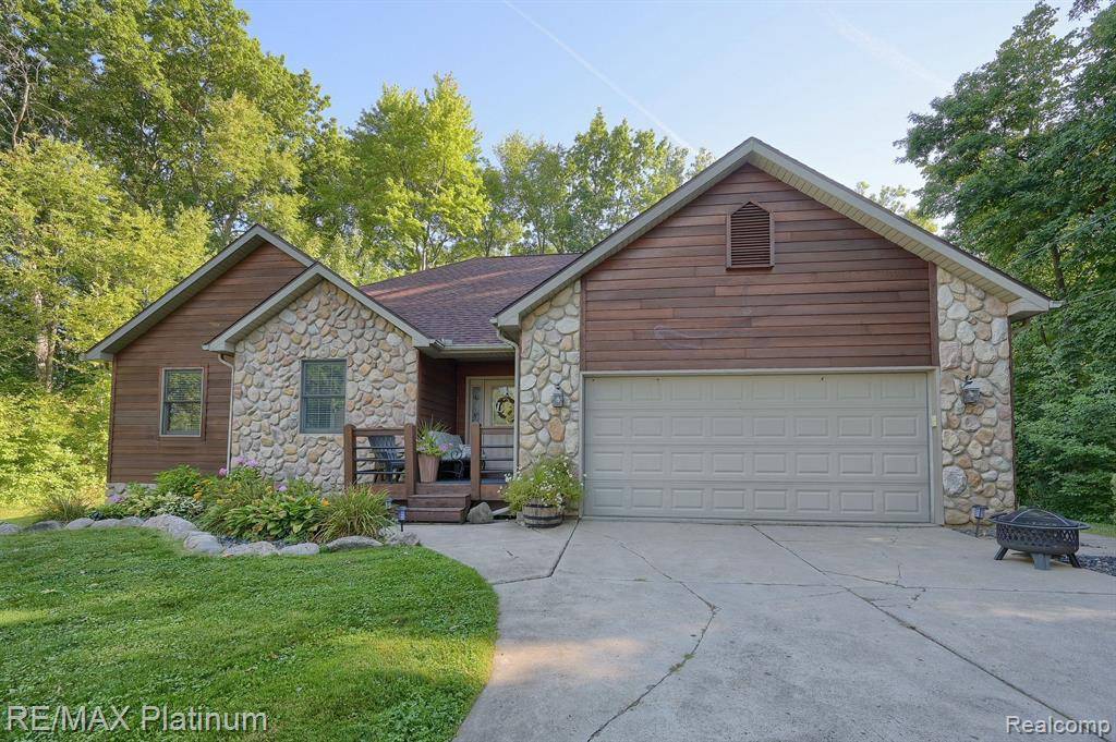 Linden, MI 48451,11179 WOODHAVEN Drive