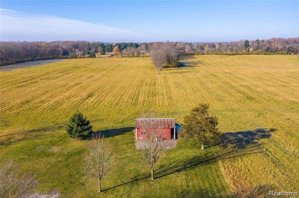 Pinckney, MI 48169,11124 Dexter Pinckney Road