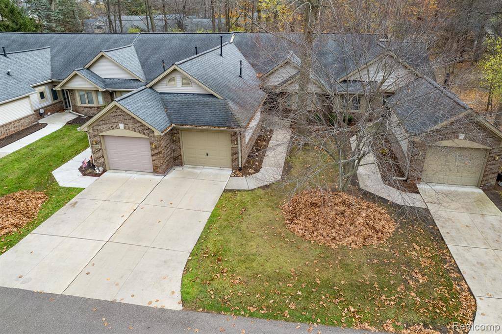 Farmington Hills, MI 48336,21334 MULBERRY Court