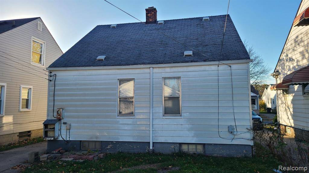 Detroit, MI 48234,18860 MOENART Street