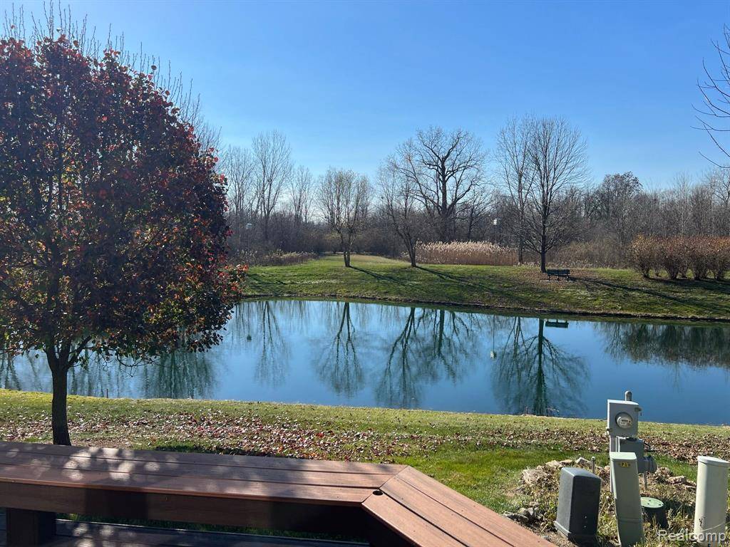 South Rockwood, MI,5954 PURPLE MARTIN Drive