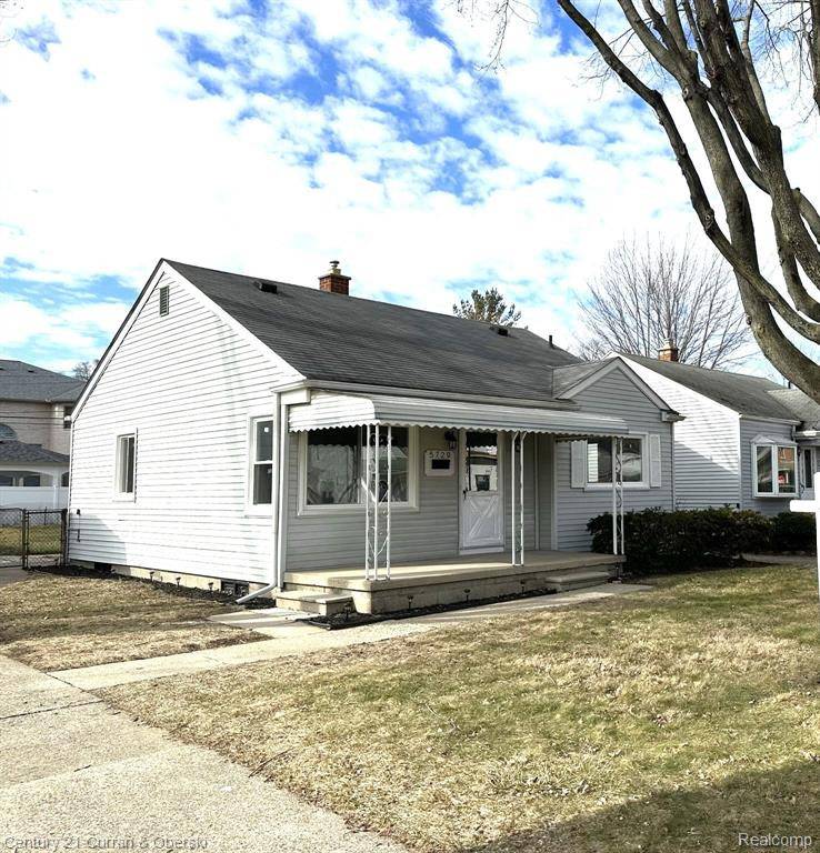 Dearborn Heights, MI 48127,5729 COLONIAL Street