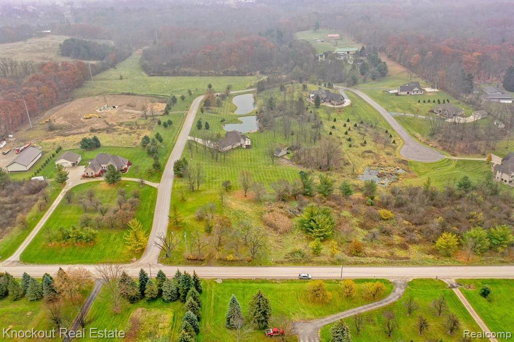 Davison, MI 48423,9338 ORCHARD VALLEY LANE